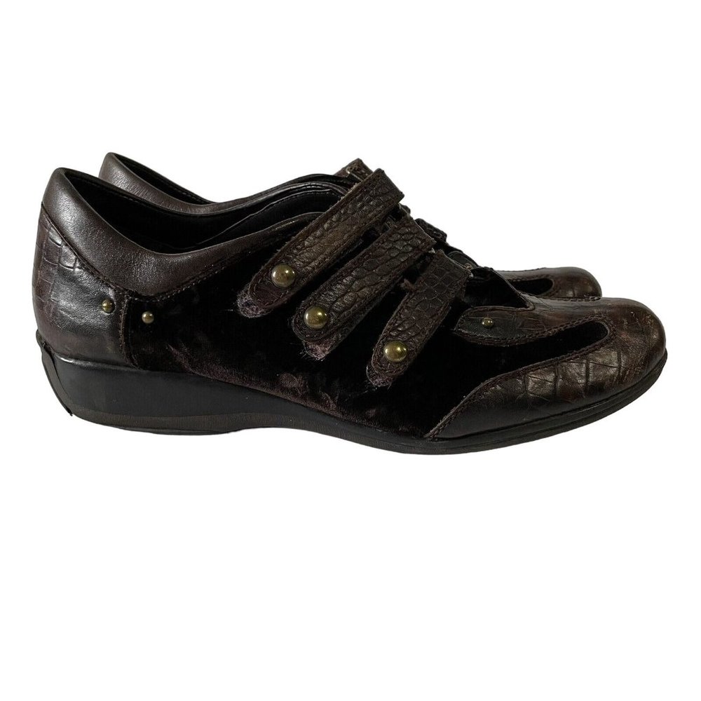 Stuart Weitzman Shoes Women's Sz 7 1/2 M Leather Slip On Hook and Loop Brown